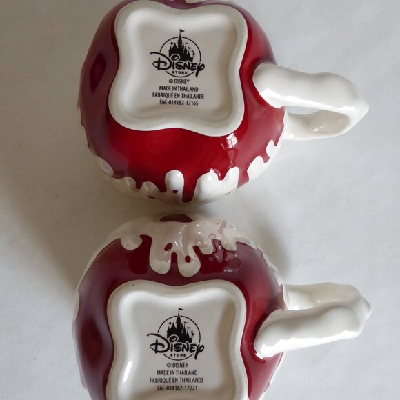 (NEW) DISNEY STORE SNOW WHITE POISON APPLE JUST ONE BITE CERAMIC MUG SET OF 2 - Picture 8 of 8